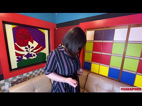 ❤️ Japanese cutie met groot tiete masturbeer met seksspeelgoed en kry 'n orgasme. Sy praat in 'n onderhoud oor haar fokken ervaring. Groot tiete en harige poes wat hard kreun. Osakaporn ❤️❌ Mooi pornografie op af.sexafinkarasskaz.ru ☑